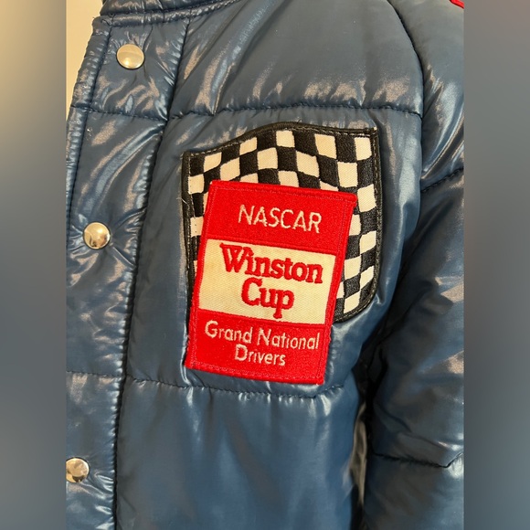 Vintage NASCAR Winston Cup Puffer Jacket || RJ Reynolds Tobacco Company - Picture 8 of 9